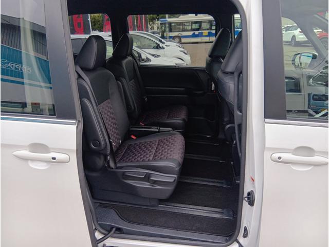 ヴォクシー S-Z 4WD ETC バックカメラ TV クリアランスソナー オートクルーズコントロール レーンアシスト 衝突被害軽減システム 両側電動スライドドア オートマチックハイビーム オートライト(24枚目)