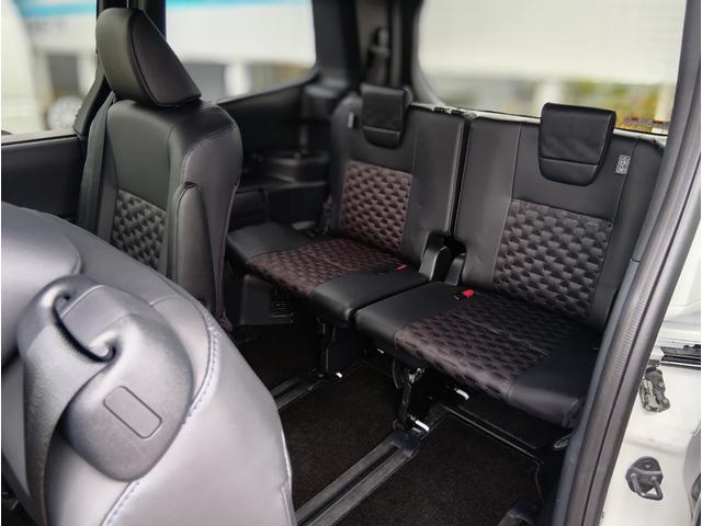 ヴォクシー S-Z 4WD ETC バックカメラ TV クリアランスソナー オートクルーズコントロール レーンアシスト 衝突被害軽減システム 両側電動スライドドア オートマチックハイビーム オートライト(27枚目)