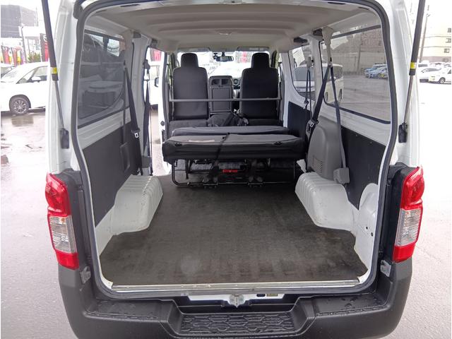 NV350キャラバンバン ロングDX ドライブレコーダー 衝突被害軽減システム スライドドア 電動格納ミラー AT ESC エアコン パワーウィンドウ ミュージックプレイヤー接続可(17枚目)