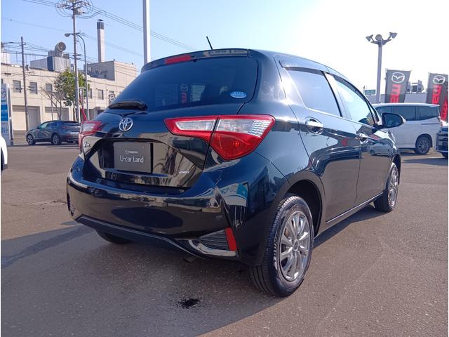 ヴィッツ Ｆ　セーフティーエディションＩＩ　４ＷＤ　ドライブレコーダー　クリアランスソナー　レーンアシスト　衝突被害軽減システム　アルミホイール　オートマチックハイビーム　スマートキー　電動格納ミラー　ＣＶＴ　盗難防止システム　衝突安全ボディ（15枚目）