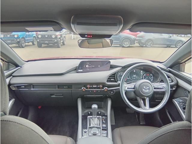 ＭＡＺＤＡ３ファストバック １５Ｓツーリング　４ＷＤ　全周囲カメラ　ナビ　クリアランスソナー　オートクルーズコントロール　衝突被害軽減システム　アルミホイール　オートマチックハイビーム　オートライト　ＬＥＤヘッドランプ　スマートキー（2枚目）