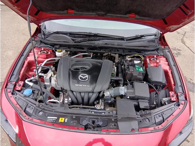 ＭＡＺＤＡ３ファストバック １５Ｓツーリング　４ＷＤ　全周囲カメラ　ナビ　クリアランスソナー　オートクルーズコントロール　衝突被害軽減システム　アルミホイール　オートマチックハイビーム　オートライト　ＬＥＤヘッドランプ　スマートキー（18枚目）