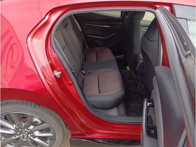 ＭＡＺＤＡ３ファストバック １５Ｓツーリング　４ＷＤ　全周囲カメラ　ナビ　クリアランスソナー　オートクルーズコントロール　衝突被害軽減システム　アルミホイール　オートマチックハイビーム　オートライト　ＬＥＤヘッドランプ　スマートキー（23枚目）