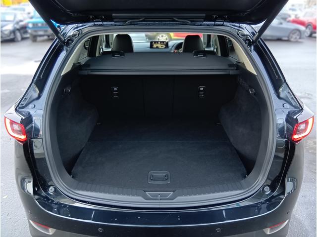 ＣＸ－５ ＸＤ　フィールドジャーニー　４ＷＤ　ドライブレコーダー　ＥＴＣ　全周囲カメラ　クリアランスソナー　オートクルーズコントロール　レーンアシスト　パワーシート　衝突被害軽減システム　ＴＶ　オートライト　ＬＥＤヘッドランプ（17枚目）