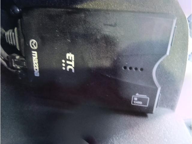 ＣＸ－８ ＸＤ　Ｌパッケージ　４ＷＤ　ＥＴＣ　全周囲カメラ　クリアランスソナー　オートクルーズコントロール　レーンアシスト　衝突被害軽減システム　ＴＶ　オートライト　ＬＥＤヘッドランプ　電動リアゲート　アルミホイール　スマートキー（10枚目）