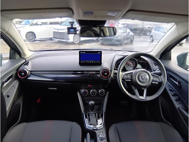 ＭＡＺＤＡ２ １５スポルト　４ＷＤ　ドライブレコーダー　全周囲カメラ　ＴＶ　クリアランスソナー　オートクルーズコントロール　レーンアシスト　衝突被害軽減システム　アルミホイール　オートライト　ＬＥＤヘッドランプ　スマートキー（2枚目）