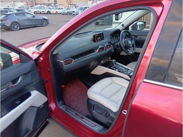 ＣＸ－５ ＸＤ　Ｌパッケージ　４ＷＤ　ドライブレコーダー　全周囲カメラ　クリアランスソナー　オートクルーズコントロール　レーンアシスト　パワーシート　衝突被害軽減システム　ＴＶ　オートライト　ＬＥＤヘッドランプ　電動リアゲート（25枚目）