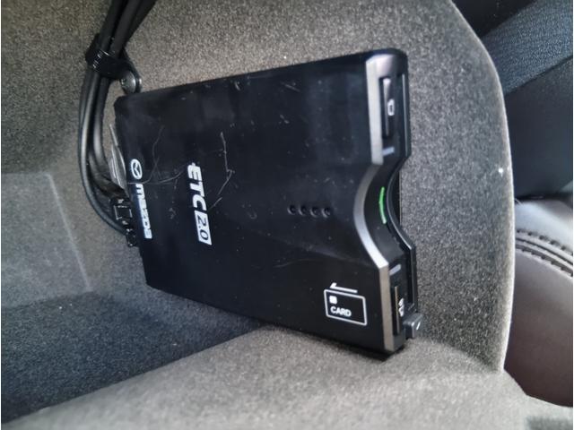 ＣＸ－５ ＸＤ　エクスクルーシブモード　４ＷＤ　ドライブレコーダー　全周囲カメラ　クリアランスソナー　オートクルーズコントロール　レーンアシスト　パワーシート　衝突被害軽減システム　ナビ　ＴＶ　オートライト　ＬＥＤヘッドランプ（14枚目）