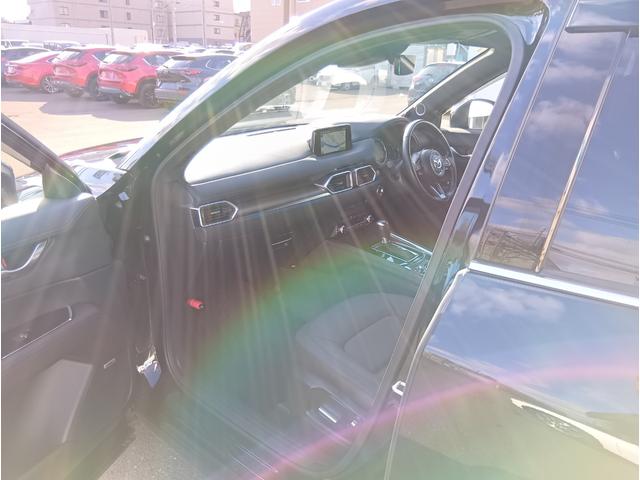 ＣＸ－５ ＸＤ　エクスクルーシブモード　４ＷＤ　ドライブレコーダー　全周囲カメラ　クリアランスソナー　オートクルーズコントロール　レーンアシスト　パワーシート　衝突被害軽減システム　ナビ　ＴＶ　オートライト　ＬＥＤヘッドランプ（28枚目）