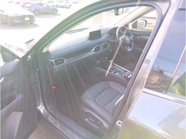 ＣＸ－５ ＸＤ　Ｌパッケージ　４ＷＤ　ドライブレコーダー　ＥＴＣ　全周囲カメラ　クリアランスソナー　オートクルーズコントロール　レーンアシスト　パワーシート　衝突被害軽減システム　ＴＶ　オートライト　ＬＥＤヘッドランプ（22枚目）