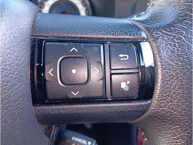 ハイラックス Z ブラックラリーエディション 4WD トラック AT 衝突被害軽減システム オートクルーズコントロール レーンアシスト ナビ スマートキー LEDヘッドランプ 盗難防止システム アルミホイール ABS ESC エアコン(10枚目)