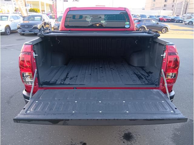 ハイラックス Z ブラックラリーエディション 4WD トラック AT 衝突被害軽減システム オートクルーズコントロール レーンアシスト ナビ スマートキー LEDヘッドランプ 盗難防止システム アルミホイール ABS ESC エアコン(21枚目)