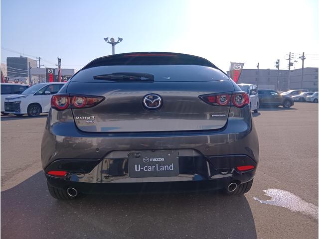 ＭＡＺＤＡ３ファストバック １５Ｓツーリング　４ＷＤ　全周囲カメラ　ナビ　ＴＶ　クリアランスソナー　オートクルーズコントロール　衝突被害軽減システム　アルミホイール　オートライト　ＬＥＤヘッドランプ　スマートキー　アイドリングストップ　ＡＴ（16枚目）