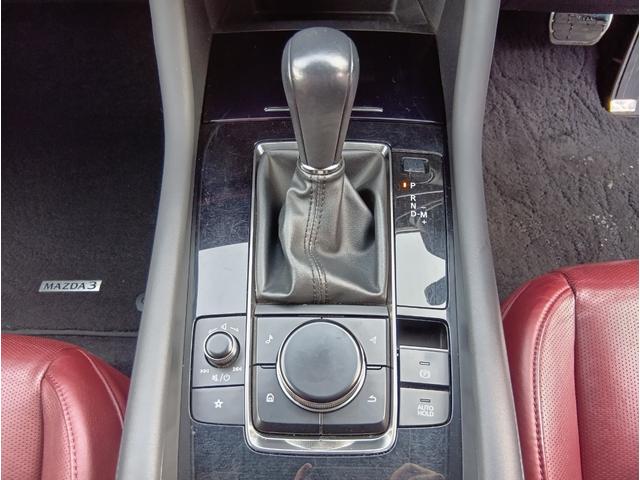 ＭＡＺＤＡ３ファストバック ＸＤバーガンディ　セレクション　４ＷＤ　ドライブレコーダー　ＥＴＣ　全周囲カメラ　ナビ　ＴＶ　クリアランスソナー　オートクルーズコントロール　レーンアシスト　衝突被害軽減システム　アルミホイール　ＬＥＤヘッドランプ　パワーシート（29枚目）