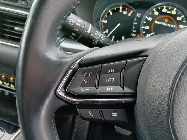 �n���h���ɂ��ڗ�����C��͌�����܂���B�ڐ���傫�����炷���ƂȂ��{�^���̑�����s�����Ƃ��ł��܂��B