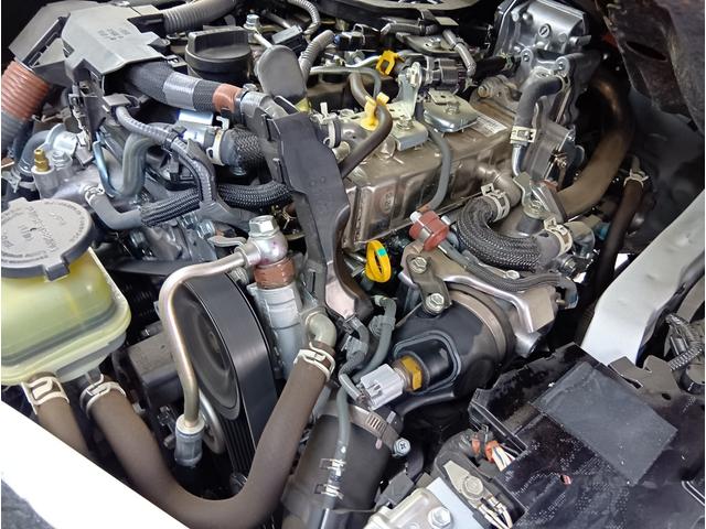 ハイエースバン スーパーGL ダークプライムII 4WD バックカメラ レーンアシスト 衝突被害軽減システム 両側電動スライドドア オートマチックハイビーム スマートキー 電動格納ミラー 後席モニター AT エアコン パワーウィンドウ(16枚目)