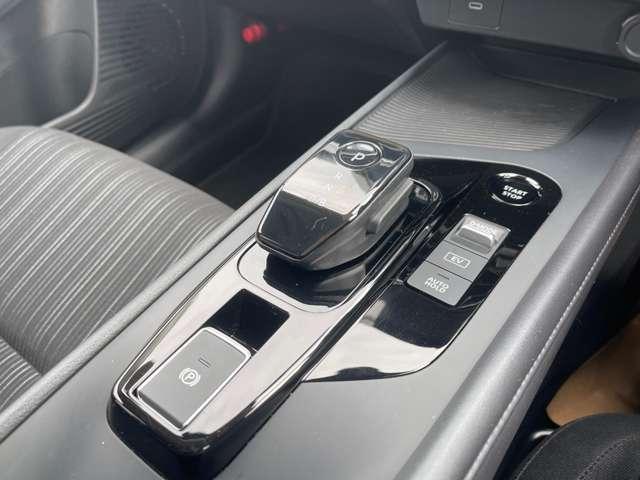 ノート 1.2 X FOUR 4WD 社有車アップ 純正ナビ アラウンドビュー エアB PW インテリジェントキ- 禁煙車 寒冷地仕様 4WD LEDヘッドランプ ワンオーナー バックカメラ ABS オートエアコン サイドエアバッグ 元試乗車 メモリーナビ ナビ&TV ワンセグ(15枚目)