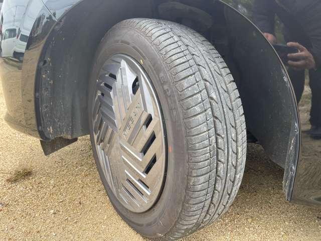 ノート 1.2 X FOUR 4WD 社有車アップ 純正ナビ アラウンドビュー エアB PW インテリジェントキ- 禁煙車 寒冷地仕様 4WD LEDヘッドランプ ワンオーナー バックカメラ ABS オートエアコン サイドエアバッグ 元試乗車 メモリーナビ ナビ&TV ワンセグ(20枚目)