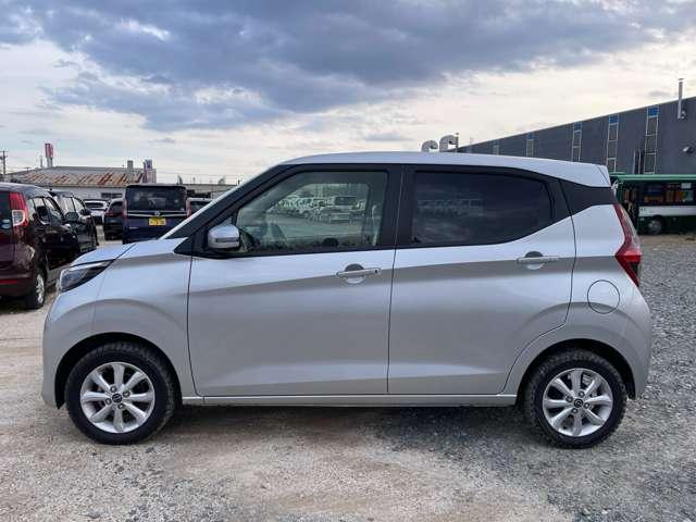 デイズ ６６０　Ｘ　４ＷＤ　ナビ　衝突軽減ブレーキ　踏み間違い防止装　ブレーキサポート　ＬＥＤヘッド　サイドカメラ　インテリジェントアラウンドビューモニター　ＬＤＷ　エアコン　インテリジェントキー　禁煙車　フルタイム４ＷＤ　１オーナー　エアバッグ　寒冷地仕様　キーフリー（19枚目）