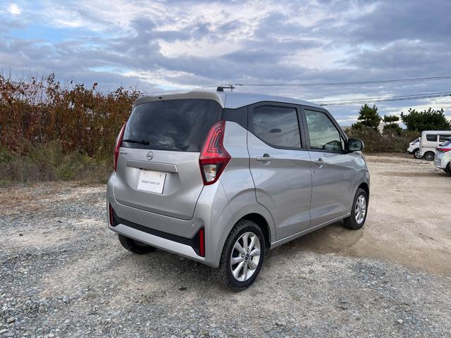 デイズ ６６０　Ｘ　４ＷＤ　ナビ　衝突軽減ブレーキ　踏み間違い防止装　ブレーキサポート　ＬＥＤヘッド　サイドカメラ　インテリジェントアラウンドビューモニター　ＬＤＷ　エアコン　インテリジェントキー　禁煙車　フルタイム４ＷＤ　１オーナー　エアバッグ　寒冷地仕様　キーフリー（22枚目）