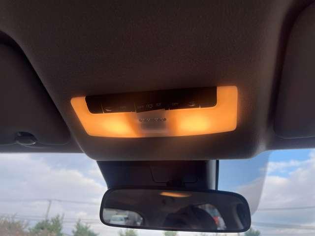 ノート １．２　Ｘ　ＦＯＵＲ　４ＷＤ　純正ナビ　バックビューモニター　エアＢ　ＰＷ　インテリジェントキ－　寒冷地仕様　４ＷＤ　ＬＥＤヘッドランプ　ワンオーナー　バックカメラ　アイドリングストップ　ＡＢＳ　盗難防止システム　オートエアコン　サイドエアバッグ　メモリーナビ（17枚目）