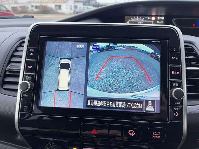 セレナ ２．０　Ｘ　ＶセレクションＩＩ　４ＷＤ　純正ナビ　アラウンドビューモニター（12枚目）