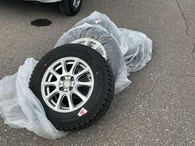 ノート X FOUR(2枚目)