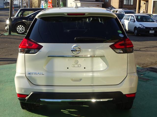 エクストレイル ２０Ｓ　４ＷＤ　エマージェンシーブレーキ　ミラーヒーター　車線逸脱警報装置　横滑り防止装置　コーナーセンサー　フォグランプ　ヒルディセントコントロール（4枚目）