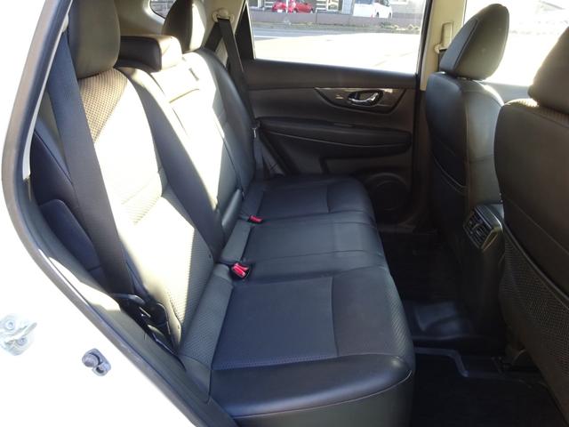 エクストレイル ２０Ｓ　４ＷＤ　エマージェンシーブレーキ　ミラーヒーター　車線逸脱警報装置　横滑り防止装置　コーナーセンサー　フォグランプ　ヒルディセントコントロール（10枚目）