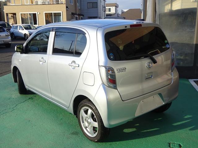 ピクシスエポック Xf SA 4WD スマートアシスト エコアイドル ナビTV ミラーヒーター ドライブレコーダー フォグランプ 横滑り防止装置(3枚目)