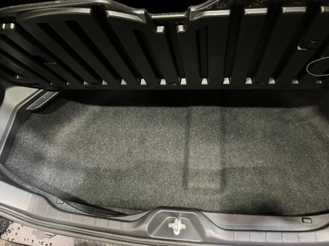 ヴォクシー Ｓ－Ｚ　４ＷＤ　ＥＴＣ　バックカメラ　純正ナビ　フルセグＴＶ　Ｂｌｕｅｔｏｏｔｈ接続　両側パワースライドドア　左右フロントシートヒーター　寒冷地仕様　衝突軽減ブレーキ（49枚目）