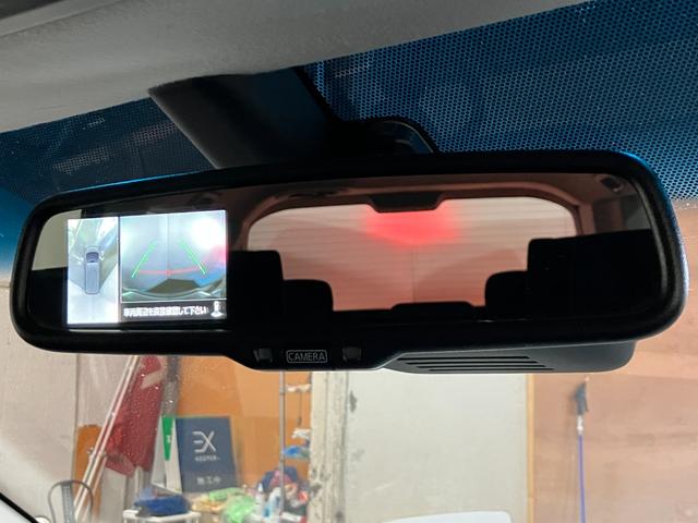 デリカＤ：５ Ｐ　４ＷＤ　ＥＴＣ　全方位カメラ　ＡＣ１００Ｖ電源　社外ナビ　フルセグＴＶ　Ｂｌｕｅｔｏｏｔｈ接続　衝突軽減ブレーキ　レーンキープアシスト　両側パワースライドドア　パワーバックドア（4枚目）