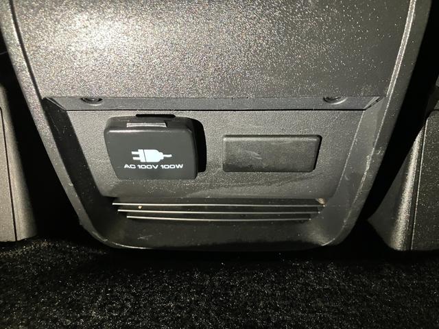 デリカＤ：５ Ｐ　４ＷＤ　ＥＴＣ　全方位カメラ　ＡＣ１００Ｖ電源　社外ナビ　フルセグＴＶ　Ｂｌｕｅｔｏｏｔｈ接続　衝突軽減ブレーキ　レーンキープアシスト　両側パワースライドドア　パワーバックドア（6枚目）