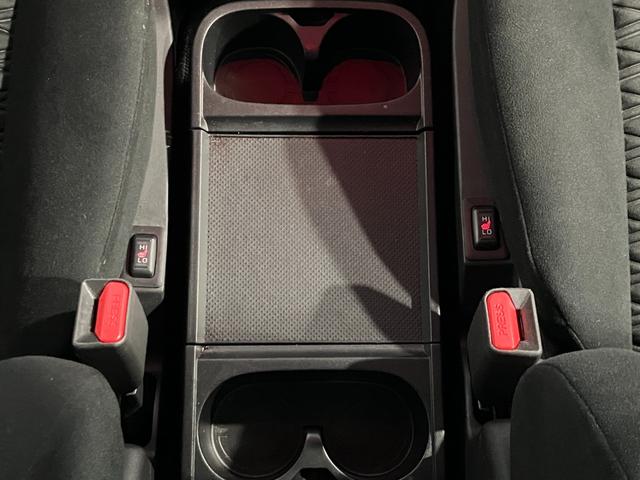 デリカＤ：５ Ｐ　４ＷＤ　ＥＴＣ　全方位カメラ　ＡＣ１００Ｖ電源　社外ナビ　フルセグＴＶ　Ｂｌｕｅｔｏｏｔｈ接続　衝突軽減ブレーキ　レーンキープアシスト　両側パワースライドドア　パワーバックドア（40枚目）