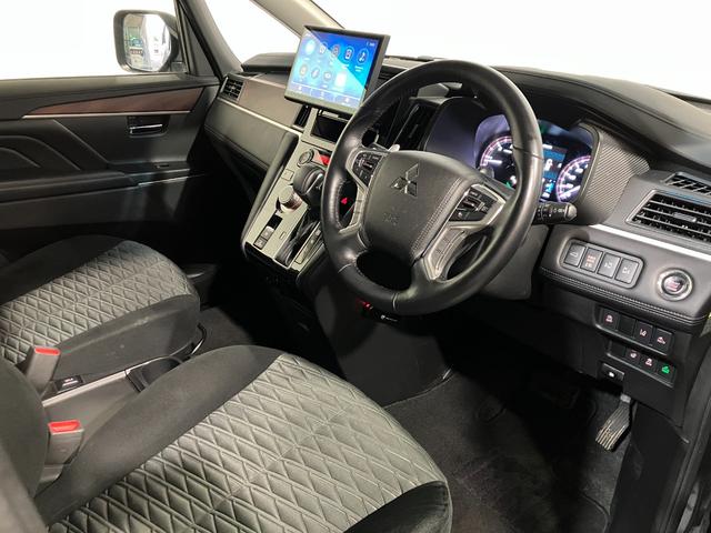 デリカＤ：５ Ｐ　４ＷＤ　ＥＴＣ　全方位カメラ　ＡＣ１００Ｖ電源　社外ナビ　フルセグＴＶ　Ｂｌｕｅｔｏｏｔｈ接続　衝突軽減ブレーキ　レーンキープアシスト　両側パワースライドドア　パワーバックドア（45枚目）