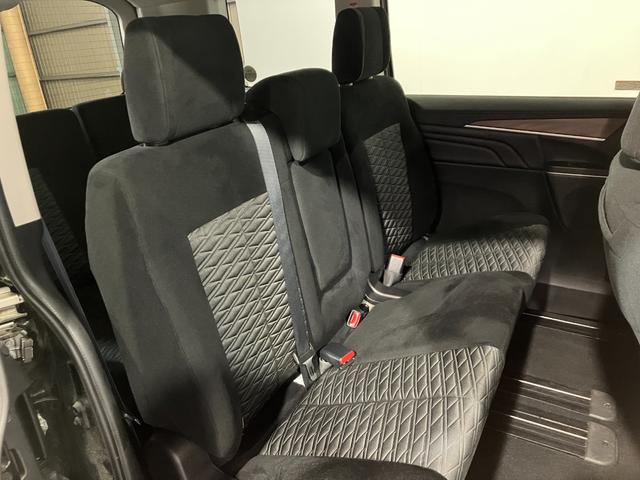デリカＤ：５ Ｐ　４ＷＤ　ＥＴＣ　全方位カメラ　ＡＣ１００Ｖ電源　社外ナビ　フルセグＴＶ　Ｂｌｕｅｔｏｏｔｈ接続　衝突軽減ブレーキ　レーンキープアシスト　両側パワースライドドア　パワーバックドア（50枚目）