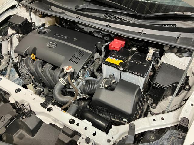カローラフィールダー ＥＸ　４ＷＤ　ＥＴＣ　夏冬タイヤ　純正ナビ　フルセグ　バックカメラ　衝突軽減ブレーキ　ＡＢＳ　電動格納ミラー　ＬＥＤヘッドライト　キーレス（7枚目）