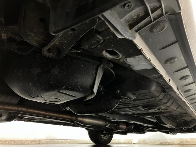 カローラフィールダー ＥＸ　４ＷＤ　ＥＴＣ　夏冬タイヤ　純正ナビ　フルセグ　バックカメラ　衝突軽減ブレーキ　ＡＢＳ　電動格納ミラー　ＬＥＤヘッドライト　キーレス（9枚目）
