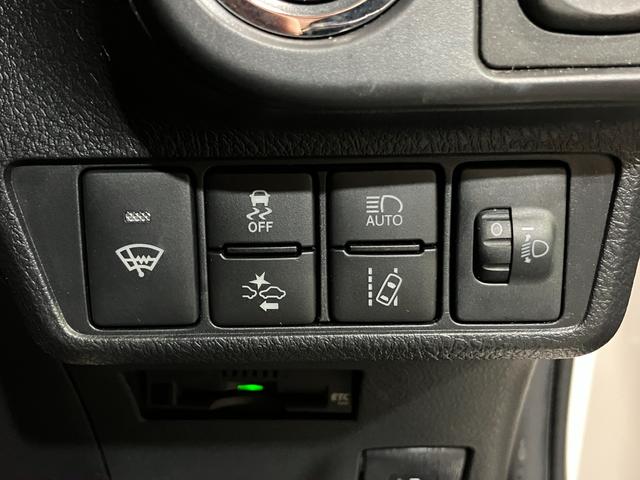 カローラフィールダー ＥＸ　４ＷＤ　ＥＴＣ　夏冬タイヤ　純正ナビ　フルセグ　バックカメラ　衝突軽減ブレーキ　ＡＢＳ　電動格納ミラー　ＬＥＤヘッドライト　キーレス（35枚目）