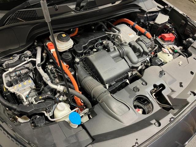 ヴェゼル e:HEV Z 4WD 全方位カメラ ETC2.0 ディスプレイオーディオ ナビ対応 フルセグTV 寒冷地仕様 シートヒーター ヒルディセントコントロール アダプティブクルーズコントロール(4枚目)