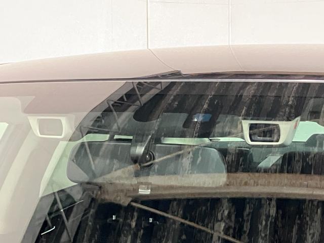 レガシィB4 ベースグレード 4WD ETC バックカメラ 社外ナビ フルセグTV シートヒーター クルーズコントロール 純正ホイール アイドリングストップ 衝突軽減ブレーキ 電動シート 電動リアゲート ABS(4枚目)