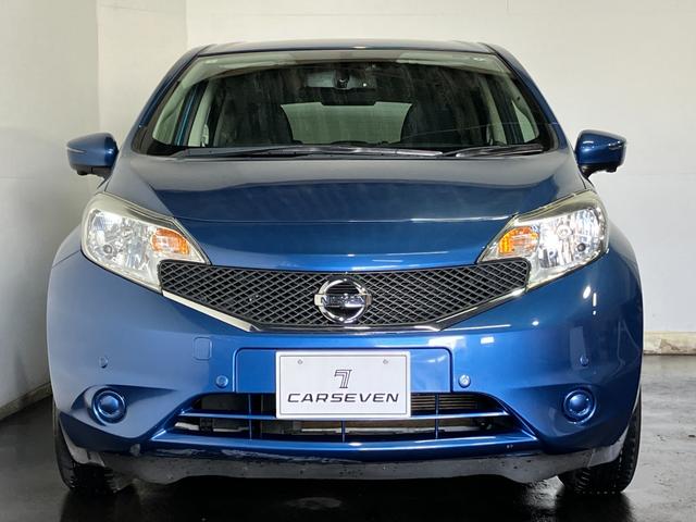 ノート Ｘ　ＦＯＵＲ　Ｖセレクション＋セーフティ　４ＷＤ　夏冬タイヤ　全方位カメラ　純正ナビ　フルセグＴＶ　Ｂｌｕｅｔｏｏｔｈ接続　寒冷地仕様　衝突軽減ブレーキ　レーンキープ　横滑り防止　ライトレベライザー　スマートキー（11枚目）