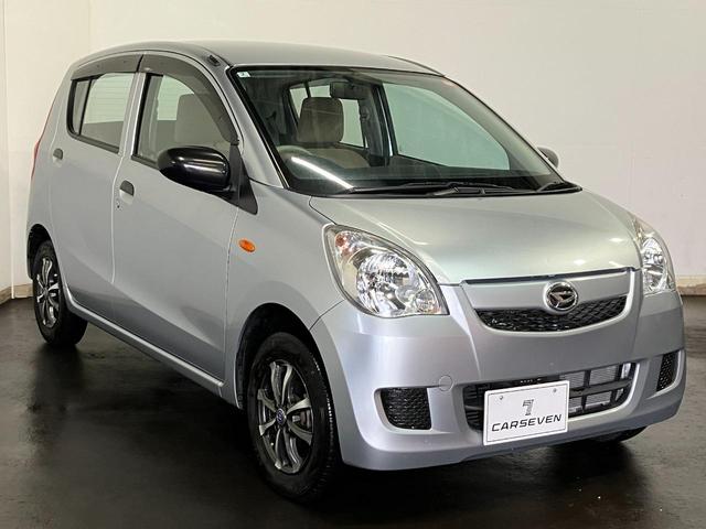 ミラ Ｘスペシャル　４ＷＤ　寒冷地仕様　マニュアル５速　ライトレベライザー　純正オーディオ　キーレスキー　ＣＤ　スペアタイヤ　社外ホイール　ＡＢＳ　Ｗエアバック　パワーウィンドウ（8枚目）