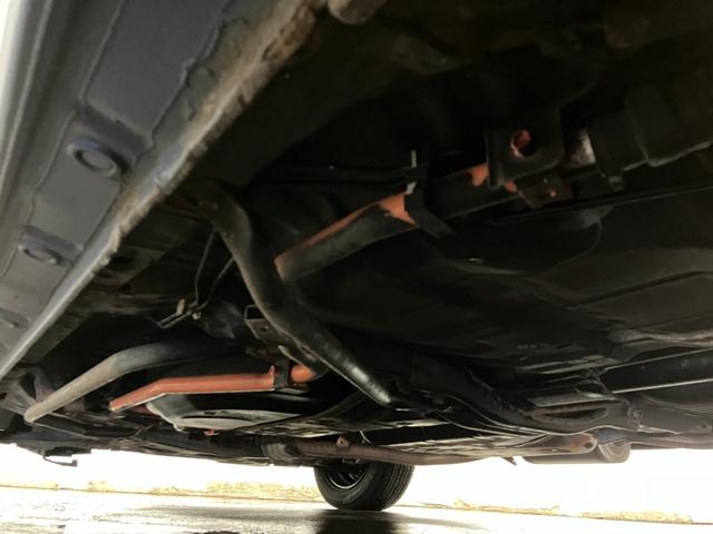 フィットハイブリッド Ｆ　４ＷＤ　寒冷地仕様　ＥＴＣ　バックカメラ　社外ナビ　ワンセグＴＶ　　Ｂｌｕｅｔｏｏｔｈ接続　ハンズフリー　障害物接近アラート　ＬＥＤヘッド・フォグライト　横滑り防止（8枚目）