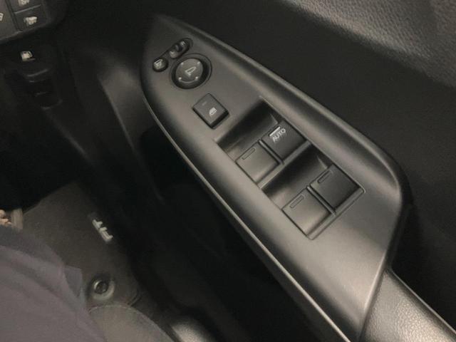 フィットハイブリッド Ｆ　４ＷＤ　寒冷地仕様　ＥＴＣ　バックカメラ　社外ナビ　ワンセグＴＶ　　Ｂｌｕｅｔｏｏｔｈ接続　ハンズフリー　障害物接近アラート　ＬＥＤヘッド・フォグライト　横滑り防止（47枚目）