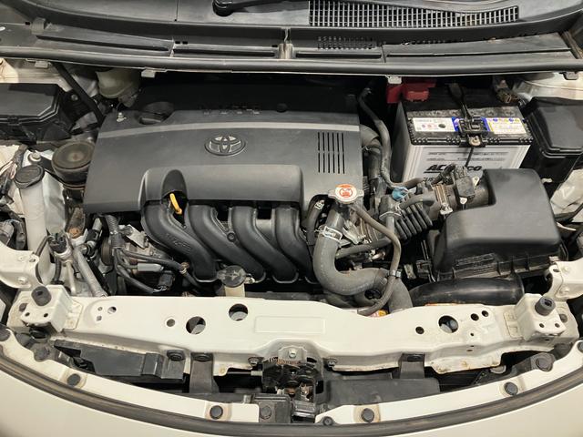 シエンタ Ｇ　クエロ　４ＷＤ　夏冬タイヤ　寒冷地仕様　全方位カメラ　純正ナビ　Ｂｌｕｅｔｏｏｔｈ接続　前後ドライブレコーダー　後部モニター　両側電動スライドドア　社外アルミホイール　盗難防止装置（8枚目）