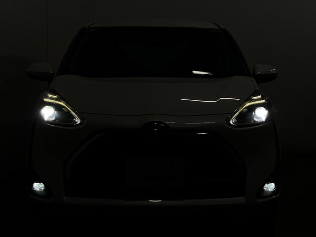 シエンタ Ｇ　クエロ　４ＷＤ　夏冬タイヤ　寒冷地仕様　全方位カメラ　純正ナビ　Ｂｌｕｅｔｏｏｔｈ接続　前後ドライブレコーダー　後部モニター　両側電動スライドドア　社外アルミホイール　盗難防止装置（21枚目）