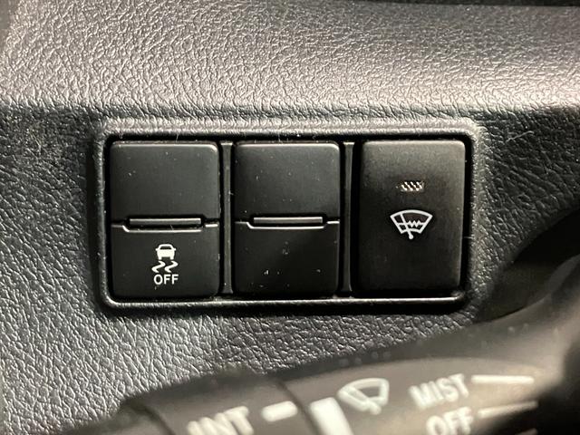 シエンタ Ｇ　クエロ　４ＷＤ　夏冬タイヤ　寒冷地仕様　全方位カメラ　純正ナビ　Ｂｌｕｅｔｏｏｔｈ接続　前後ドライブレコーダー　後部モニター　両側電動スライドドア　社外アルミホイール　盗難防止装置（30枚目）