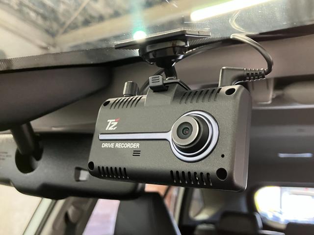 ＲＡＶ４ Ｇ　４ＷＤ　夏冬タイヤ　ＥＴＣ　前後ドライブレコーダー　全方位カメラ　純正ディスプレイオーディオ　フルセグＴＶ　Ｂｌｕｅｔｏｏｔｈ接続　シートエアコン　シートヒーター　ブラインドスポットモニター（4枚目）