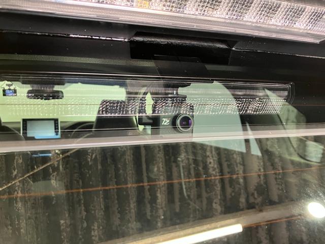 ＲＡＶ４ Ｇ　４ＷＤ　夏冬タイヤ　ＥＴＣ　前後ドライブレコーダー　全方位カメラ　純正ディスプレイオーディオ　フルセグＴＶ　Ｂｌｕｅｔｏｏｔｈ接続　シートエアコン　シートヒーター　ブラインドスポットモニター（5枚目）